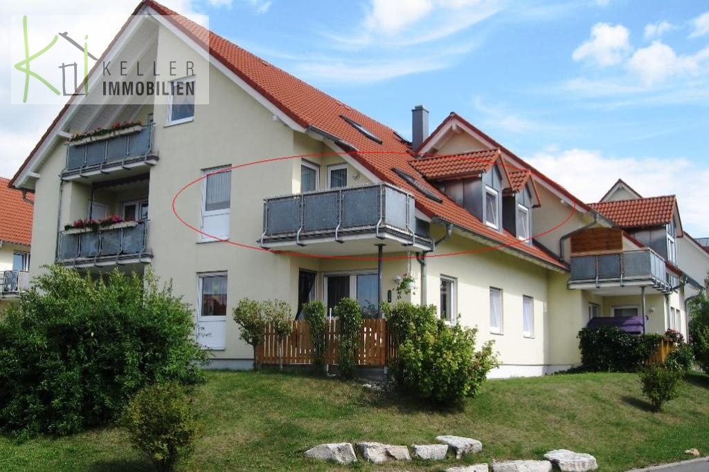 Sonniger Südwest-Balkon am Wohnzimmer